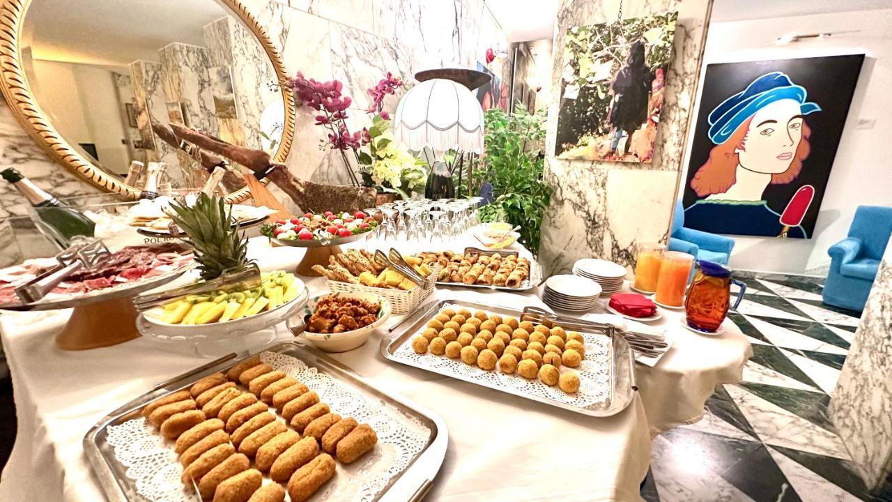 Albergo Hotel Raffaello Urbino Eksteriør billede