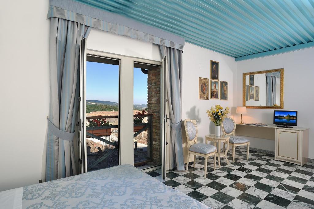 Albergo Hotel Raffaello Urbino Værelse billede