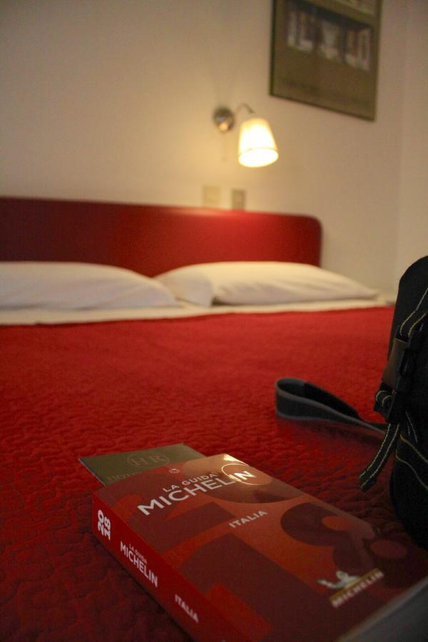 Albergo Hotel Raffaello Urbino Eksteriør billede