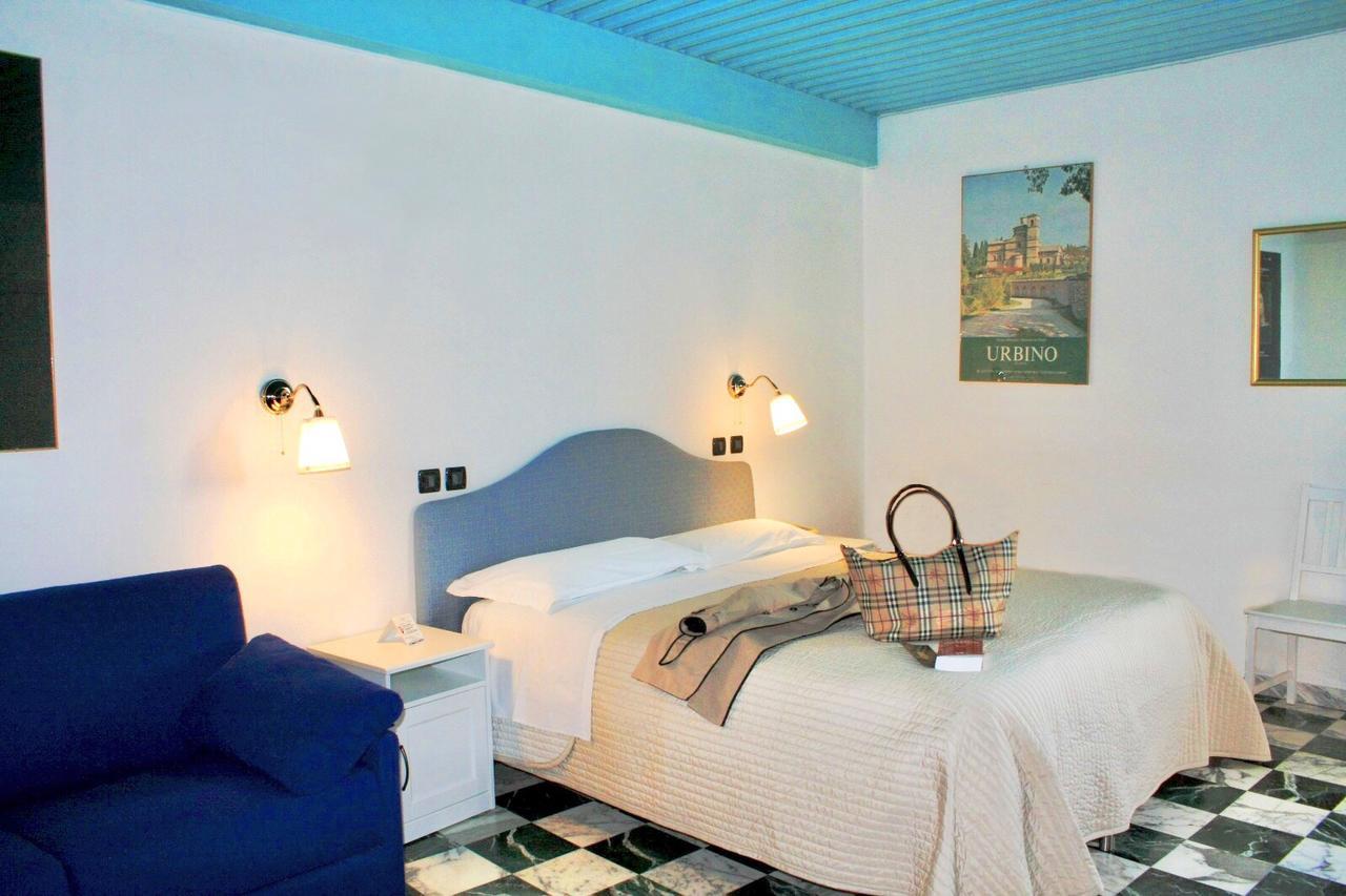 Albergo Hotel Raffaello Urbino Eksteriør billede